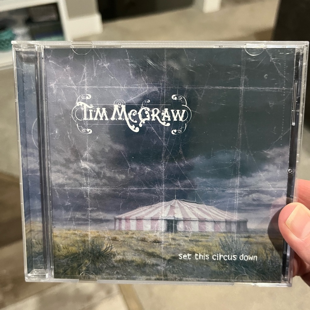 Tim McGraw set this circus down CD